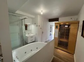 Séjour Sauna et Jacuzzi Cocon