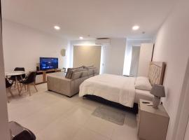 Resort apartment, airport area, hotel Zarate Isla városában