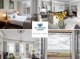 Beach View: Stunning sea view & balcony apartment