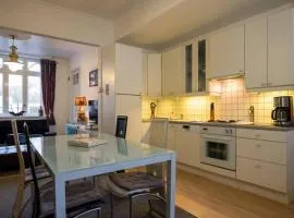 Royal Navy - Immeuble complet - 3 appartements - 12 personnes