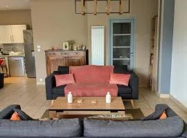 Quiet house, sun and pool