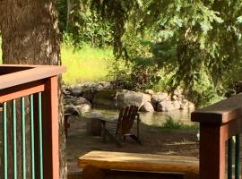 Chipmunk Cabin at O-Bar-O โรงแรมในดูแรงโก