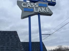 Cass lake hotel, hotel a Sylvan Lake