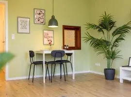 Ruhiges Apartment mit Stellplatz nahe Innenstadt & Main