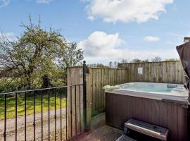 4 Bed in Taunton oc-kibtr, hotel en Trull