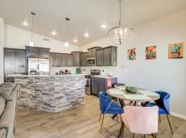 Near Parks and Venues Upper Valley Family Home!