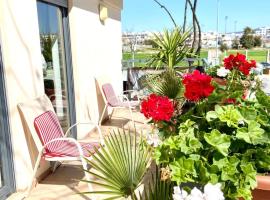 Zenit marina village Olhao T2 appartement, hotel a Olhão
