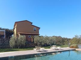 Tenuta L'Oliveta, hotel i Crespina