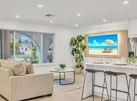 2 Homes Together, HTD pool, Jacuzzi, Fire pit