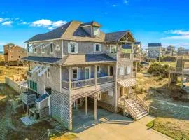 Sprawling & luxe home with pool, hot tub, balconies, grill, game room, & AC