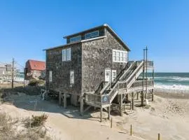 Dog-friendly oceanfront home with large deck, high-speed WiFi, washer/dryer & AC