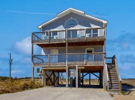 Stunning dog-friendly coastal escape with decks, beach access, & amazing views, hotel em Rodanthe