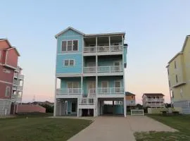 Inviting home with private hot tub, washer/dryer, & central AC