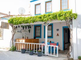 Bozcaada Albatros Otel, hotel en Bozcaada
