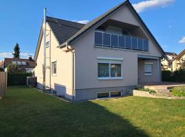 Ferienwohnung Sonnenschein mit Sauna und Whirlpool, Hotel in Wachstein