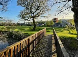 1 Bed in Drefach oc-m30848