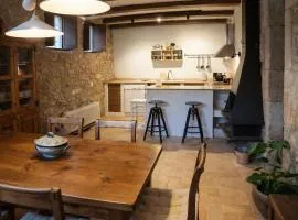 Cal Mestrico casa rural by CaLQuEROL - 12 pax
