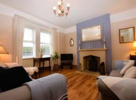 Roots & Wings, hotell i Bourne