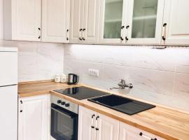 Vikend kuca pod lipom: Rudnik şehrinde bir otel