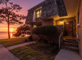 Angels Above K1500 Two BR Condo, 2 Pools, Tennis, Pier, Hotel in Nags Head