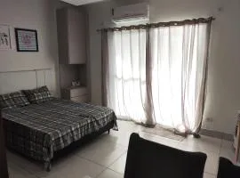 Apartamento inteiro, aconchegante e bem localizado