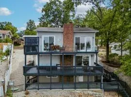 Lakefront Luxury with Boat Slip, Decks & Kayaks at 17mm