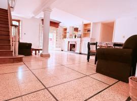 Hostelis OLO Hostel Boutique & Bar Club SANTA FE pilsētā Santafē