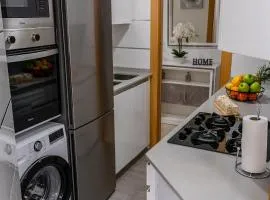 Apartment less than 40 meters from the beach