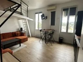 Studio cosy, 8 min à pied du Palais et de la Plage