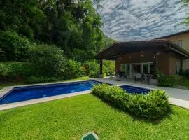 Casa Forest 4 bdrs private pool in Los Suenos