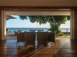 Villa Miti Vai - 3 BR 3 Bath Beachfront Villa
