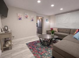 NEW Beach Cozy Bungalow 2B Mins-beach&downtown, Hotel in Clearwater