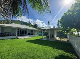 3BR Beachfront Villa Steps from the Lagoon
