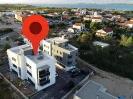 Apartments with parking space Nin, Zadar - 25013