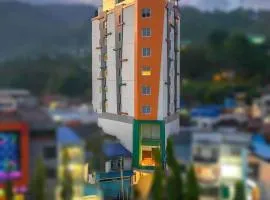 Front One Hotel Jayapura