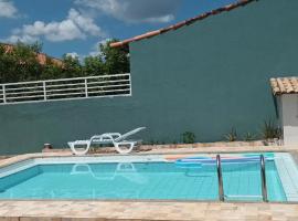 아라루아마에 위치한 호텔 Casa c ar cond, wifi, a 5 min da Orla da lagoa em Araruama-RJ