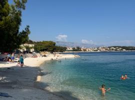 Studio Apartment Rose, hotel i Selca