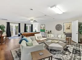 The Divine Cottage! Woodsy Hideaway!