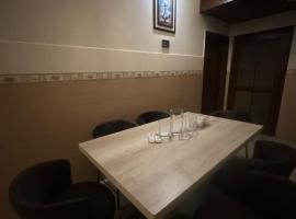 Dhal Homes Inn, Ferienwohnung mit Hotelservice in Karatschi