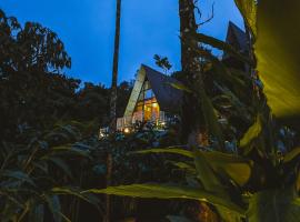 Leaf Mist vaga A frame cabin vagamon, hotel v destinaci Vagamon