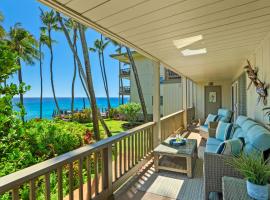 Oceanfront Poipu Palms #101 - Stunning Views, Pool, Trade Winds, Ground Floor, hotell i Koloa