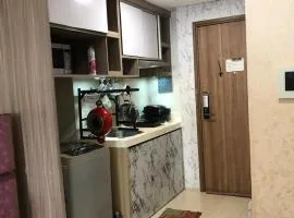 CGK Airport Summer Grand Studio Family Ensuite Executive Triple