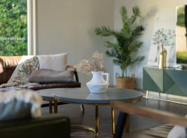 5BR Family Friendly Funhouse close to All Theme Parks - Holiday Home، فندق في غولد كوست