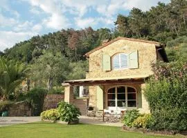 Historic Tuscan Villa With Views Of Versilia