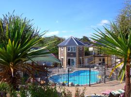 Porth Veor Manor Villas & Apartments, serviced apartment in Newquay