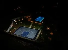 Awesome Home In Lun With Sauna