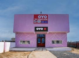 Hotel O The Grand View، فندق في غازي آباد