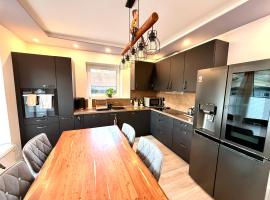 NEU! Entspannung pur Stilvolle 3ZKB mit Privatgarten in ruhiger Lage, Hotel in Aurich