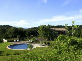 House With Pool Surrounded By Nature Near Girona, Hotel in Vilademuls