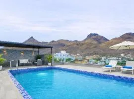 Mangal Mountain View Hotel